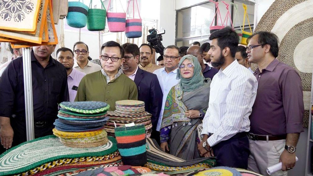পাট খাতকে ৭ বিলিয়ন ডলারের শিল্পে উন্নীত করার লক্ষ্য সরকারের:...